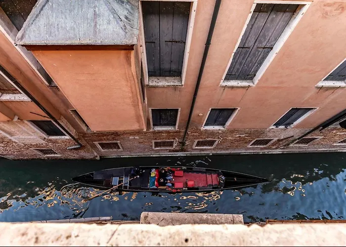 Apartman San Marco Canal View By Bricola