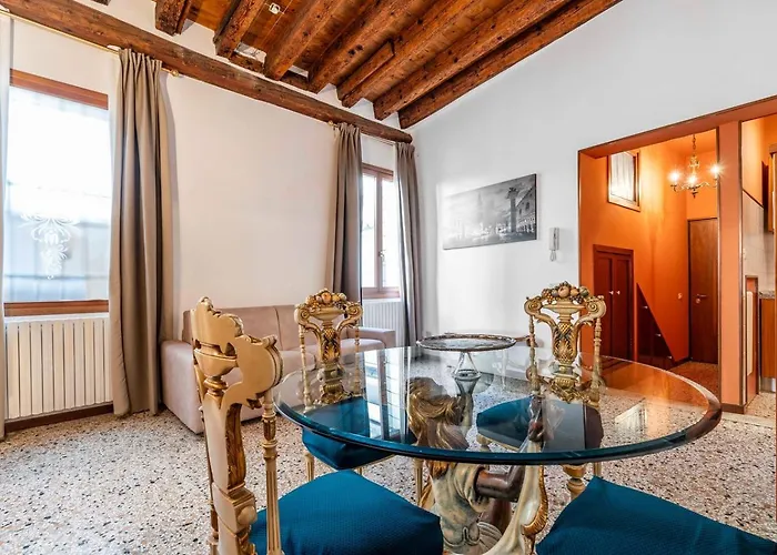 Apartman San Marco Canal View By Bricola