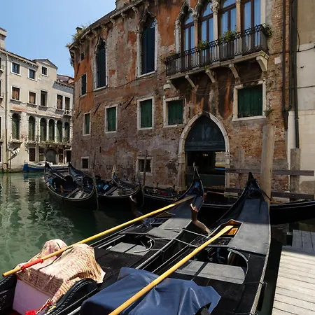 San Marco Canal View By Bricola * 威尼斯
